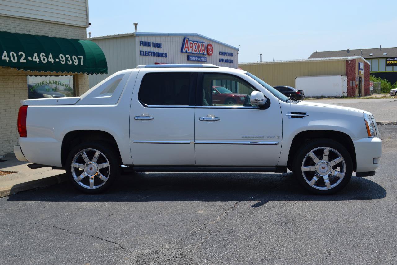 Used 2008 Cadillac Escalade EXT AWD/4WD image 11