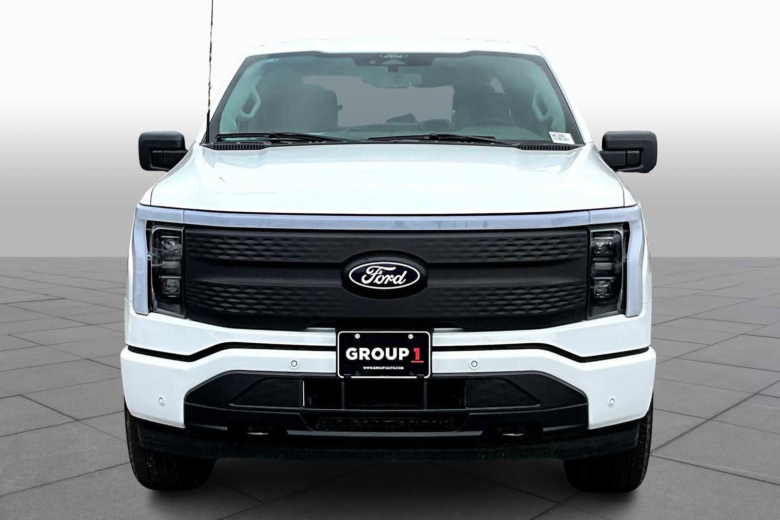 New 2025 Ford F150 Lightning Flash image 3