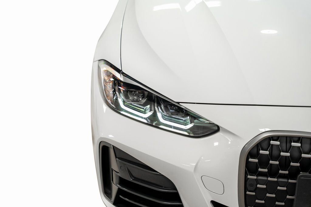 Used 2023 BMW 440i xDrive Coupe w/ Premium Package image 2