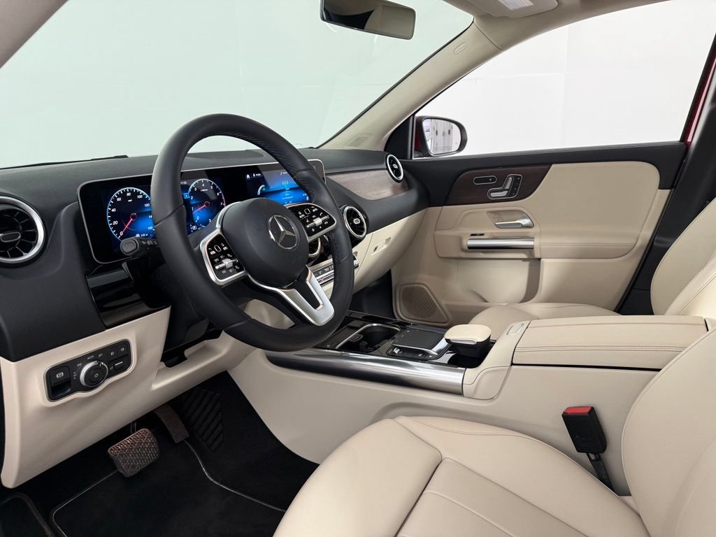 Used 2021 Mercedes-Benz GLA 250 4MATIC image 4