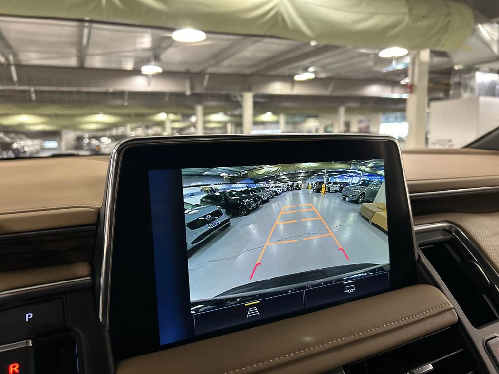 Used 2023 Chevrolet Tahoe Premier AWD/4WD image 17