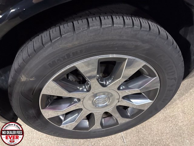 Used 2017 Buick Enclave Leather w/ Enclave Sport Touring Edition FWD image 2