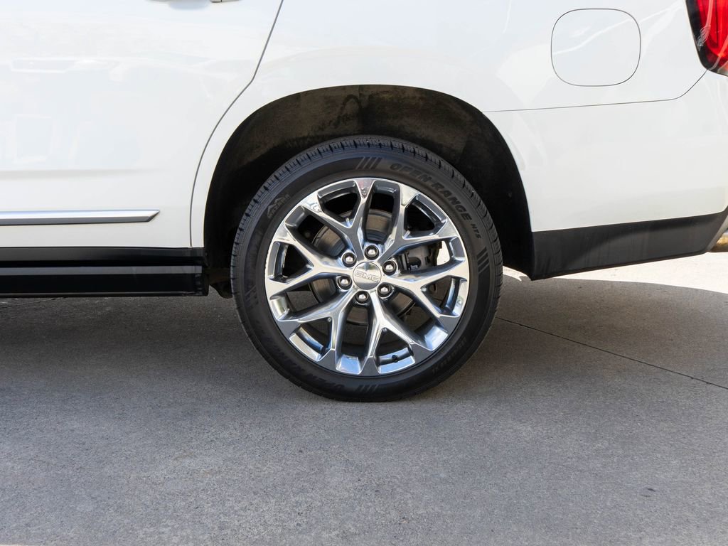 Used 2021 GMC Yukon Denali w/ Denali Premium Package AWD/4WD image 34