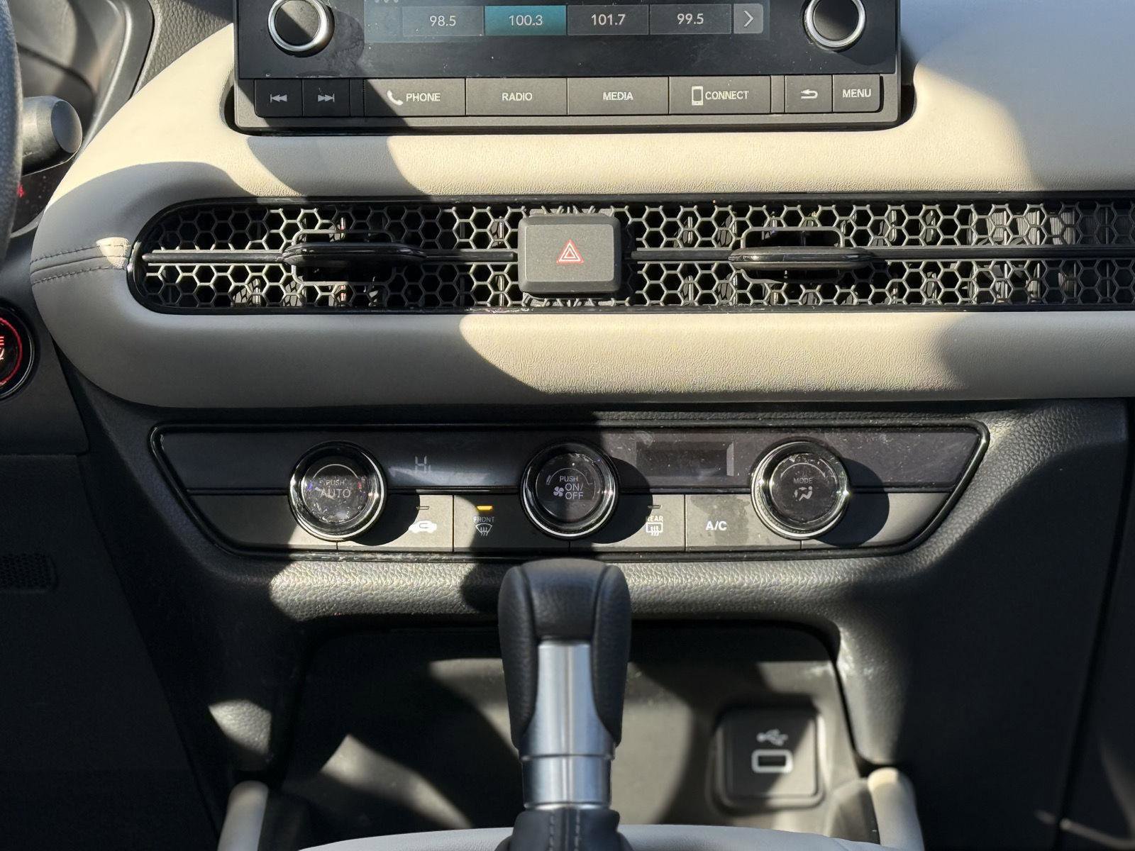 Certified 2023 Honda HR-V LX image 20