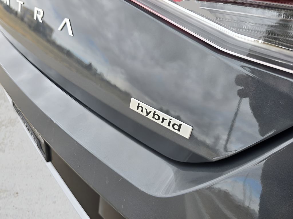 New 2026 Hyundai Elantra Limited FWD image 10