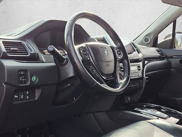 Used 2018 Honda Pilot Touring image 10