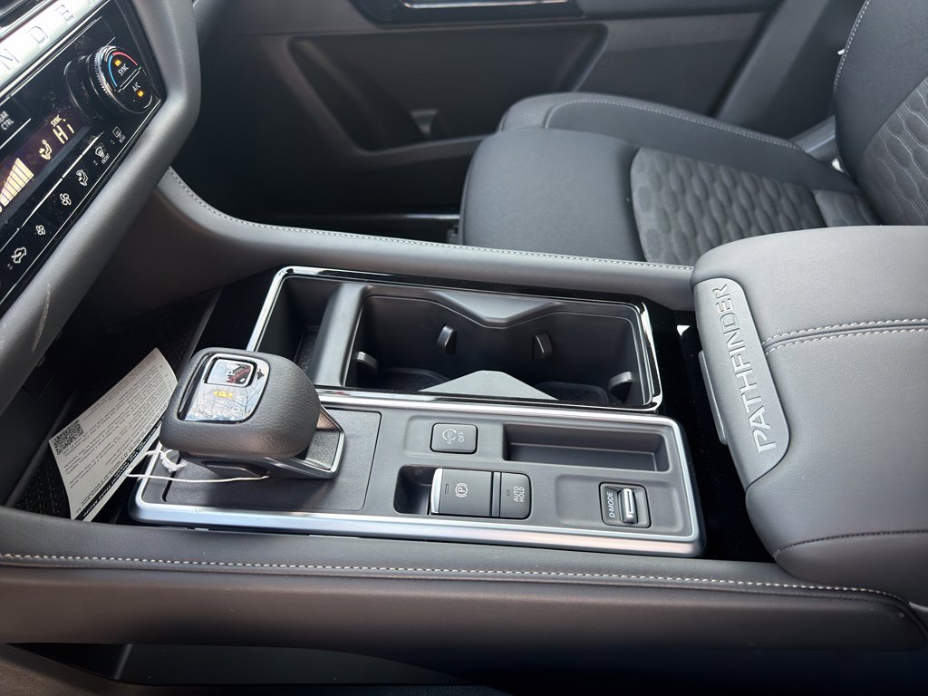 New 2026 Nissan Pathfinder SV image 27