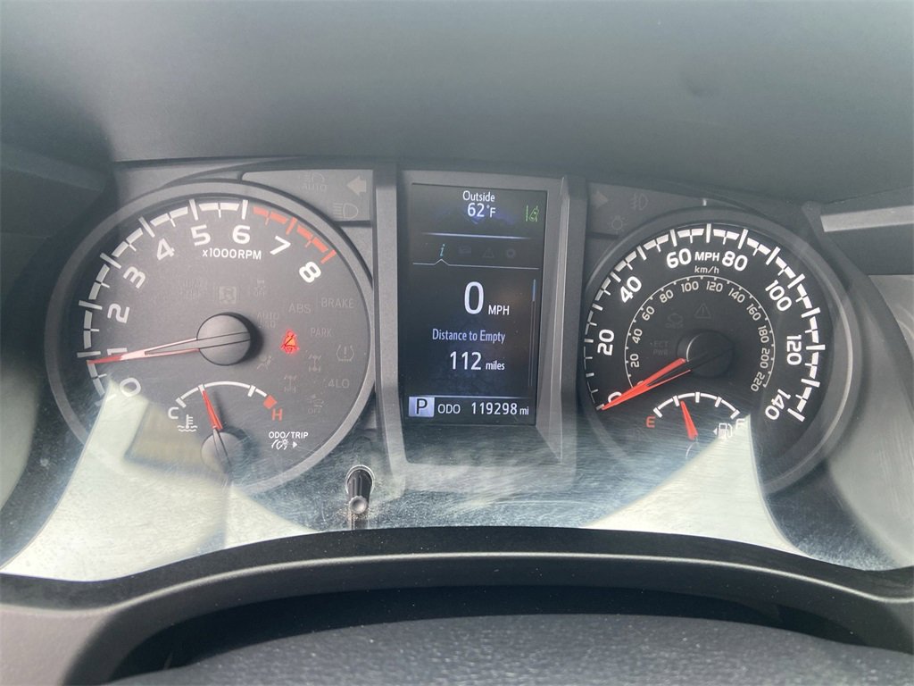 Used 2019 Toyota Tacoma SR w/ SR Convenience Package image 12