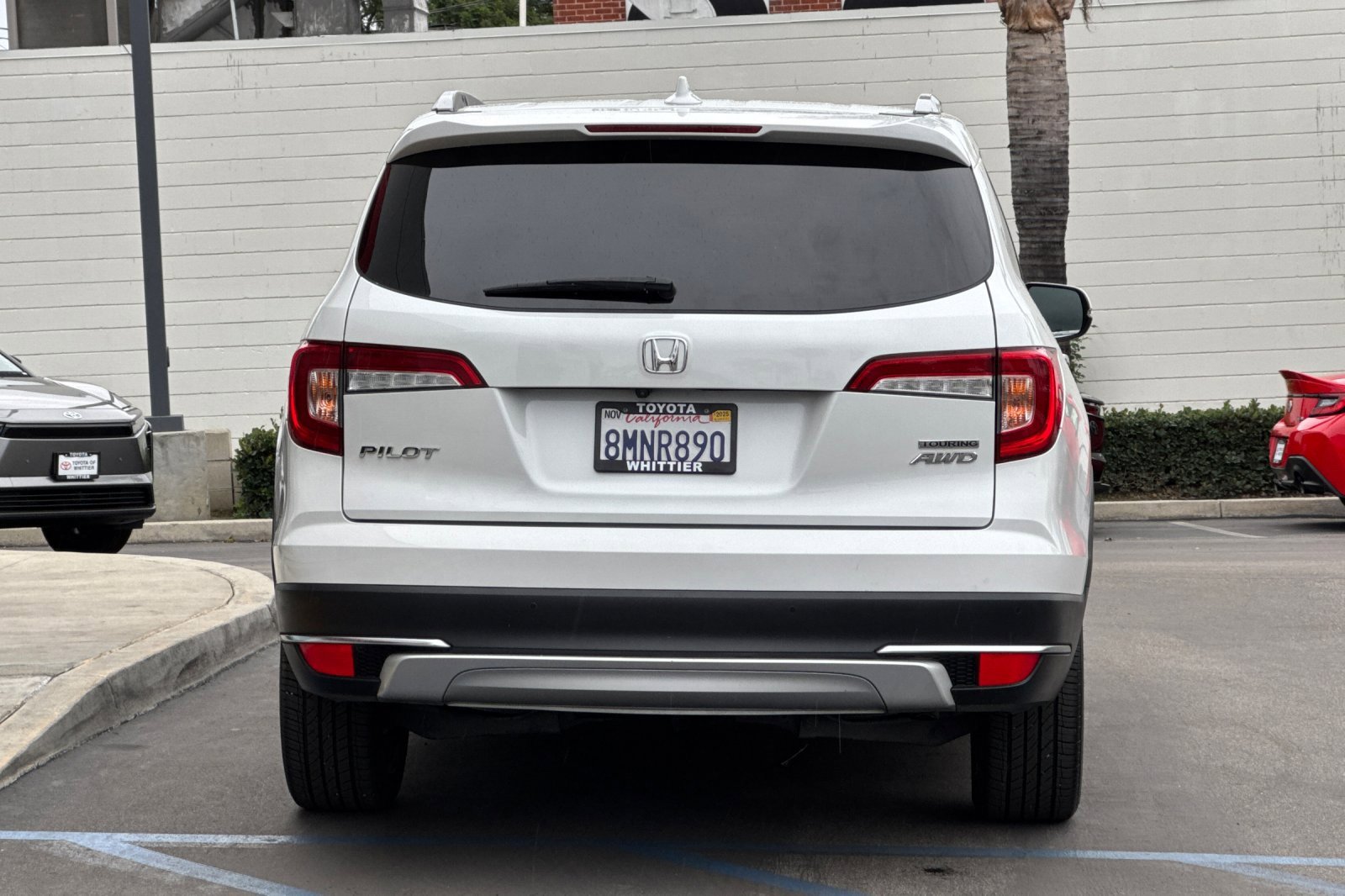 Used 2020 Honda Pilot Touring image 6