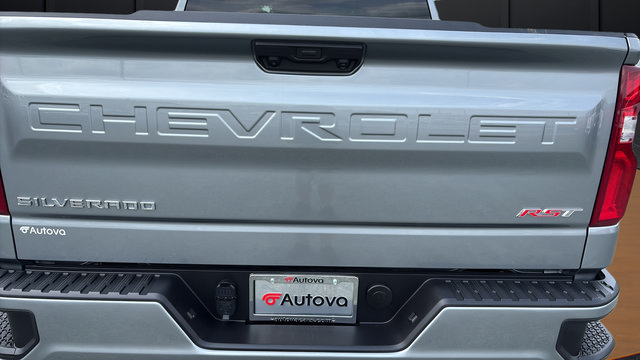 Used 2026 Chevrolet Silverado 1500 RST w/ RST Select Package AWD/4WD image 12