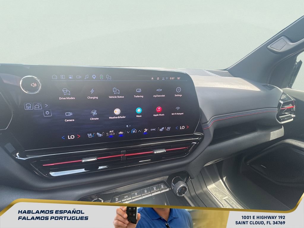Certified 2025 Chevrolet Silverado EV RST AWD/4WD image 19