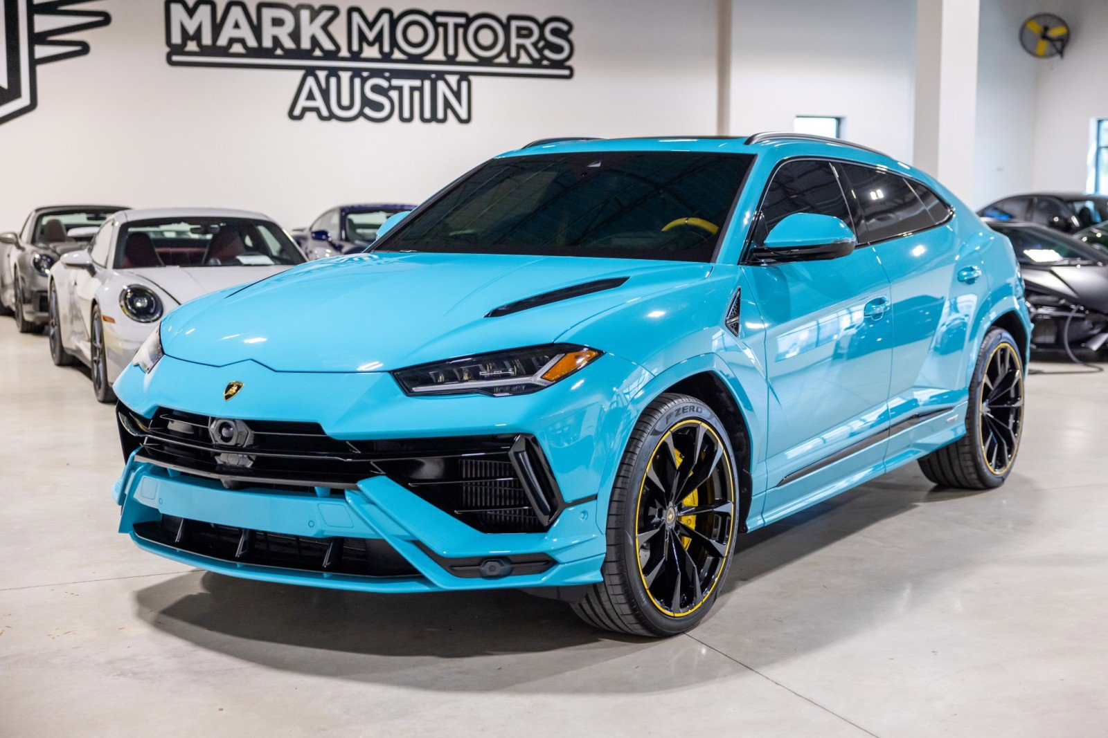 Used 2024 Lamborghini Urus S AWD/4WD image 12