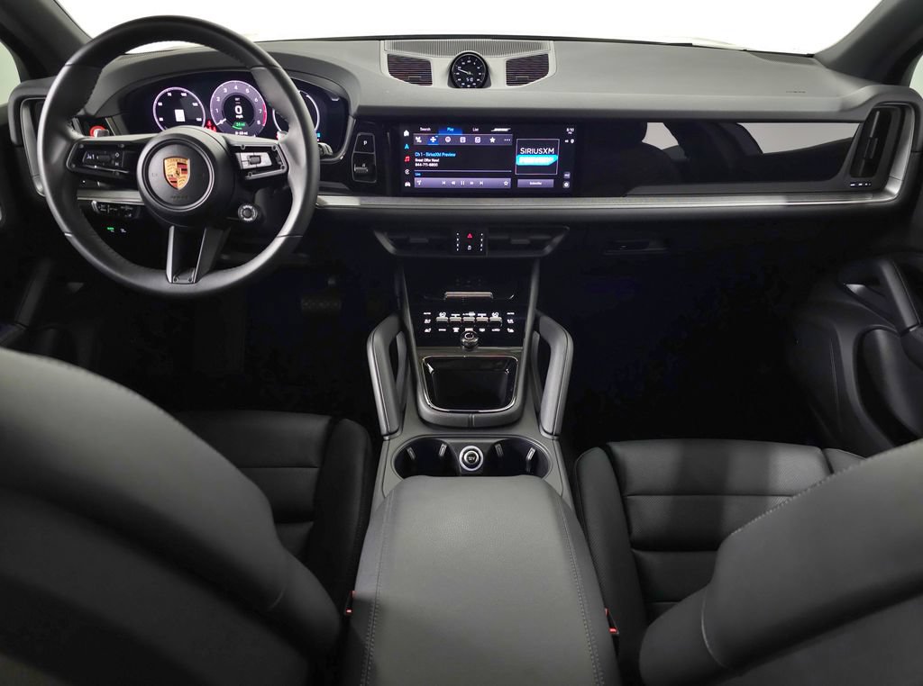 Used 2025 Porsche Cayenne E-Hybrid AWD/4WD image 14