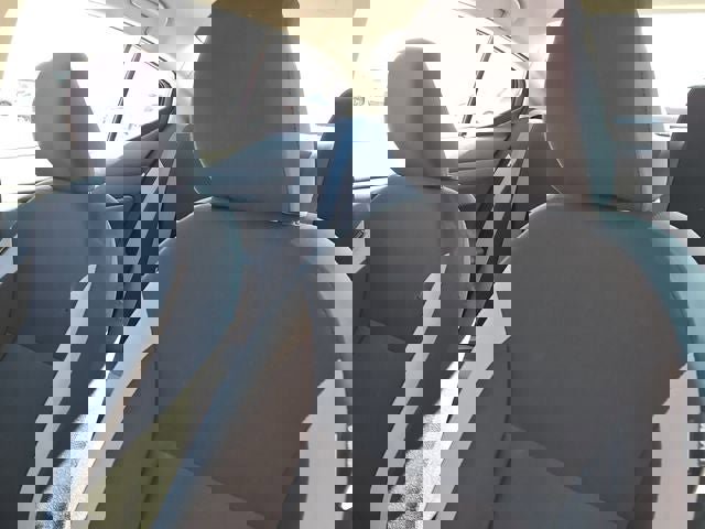 Used 2025 Nissan Versa S image 21