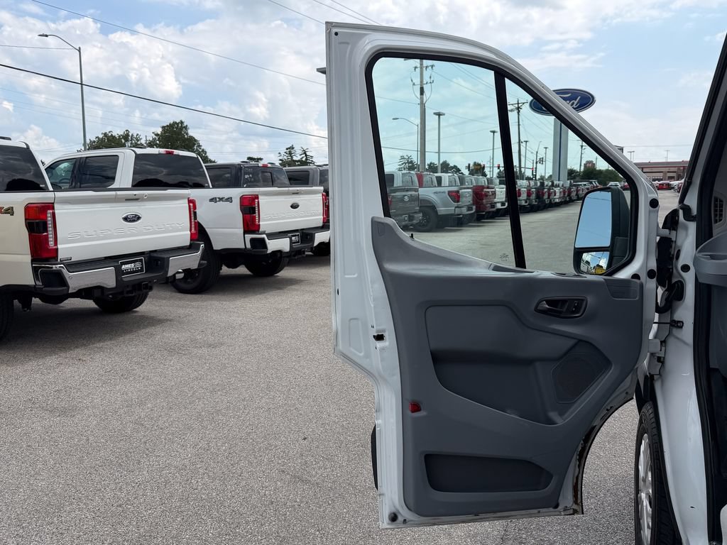 Used 2015 Ford Transit 250 148 Medium Roof w/ Interior Upgrade Package RWD image 11