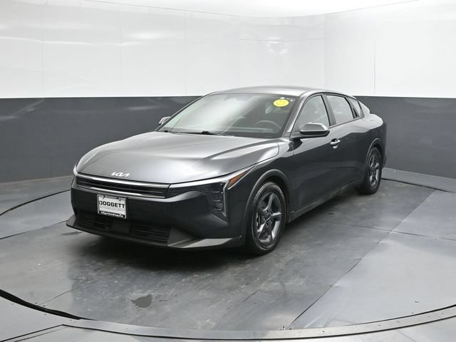 Used 2025 Kia K4 FWD image 1