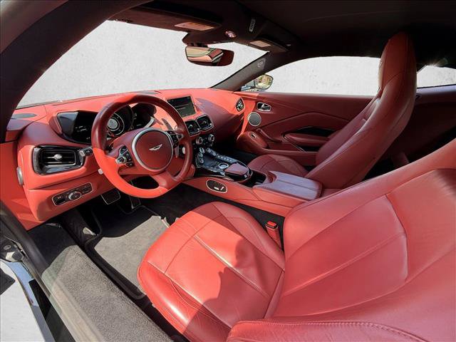 Used 2023 Aston Martin V8 Vantage Coupe RWD image 11