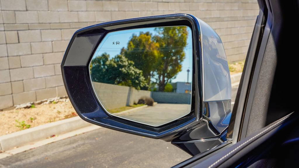 Certified 2021 Cadillac Escalade Premium Luxury image 17