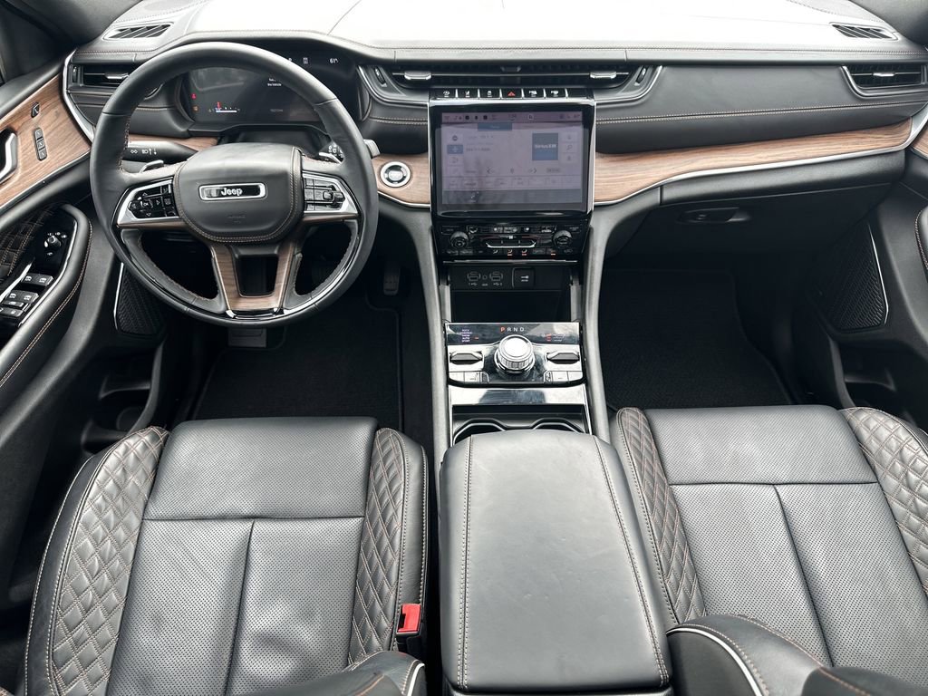 Used 2024 Jeep Grand Cherokee L Summit w/ Advanced Protech Group IV image 24