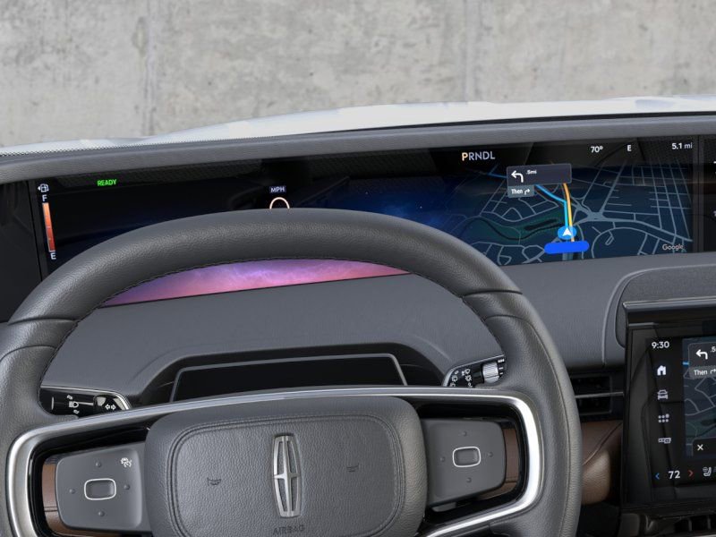 New 2026 Lincoln Nautilus Reserve AWD/4WD image 17