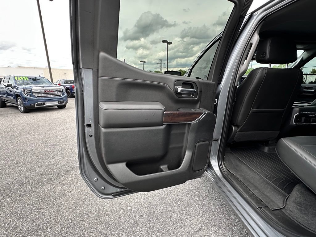 Used 2020 GMC Sierra 1500 SLT w/ SLT Premium Plus Package AWD/4WD image 26