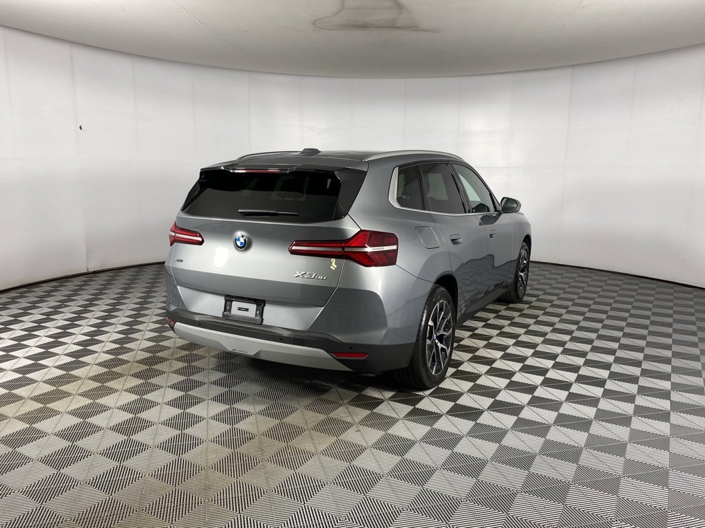 Used 2025 BMW X3 xDrive30i w/ Premium Package image 28