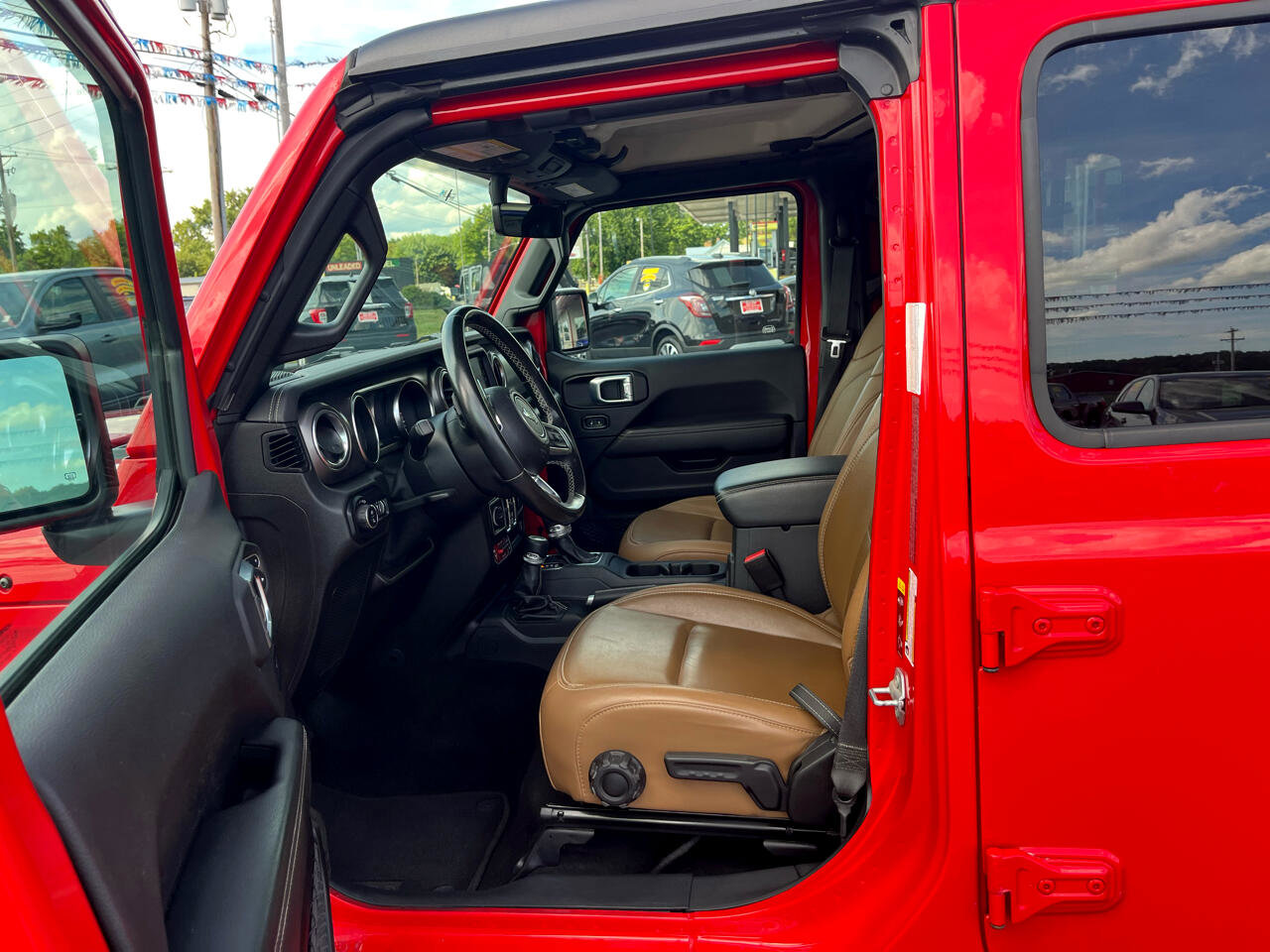 Used 2021 Jeep Gladiator Rubicon w/ Uconnect 4C Nav & Sound Group image 11