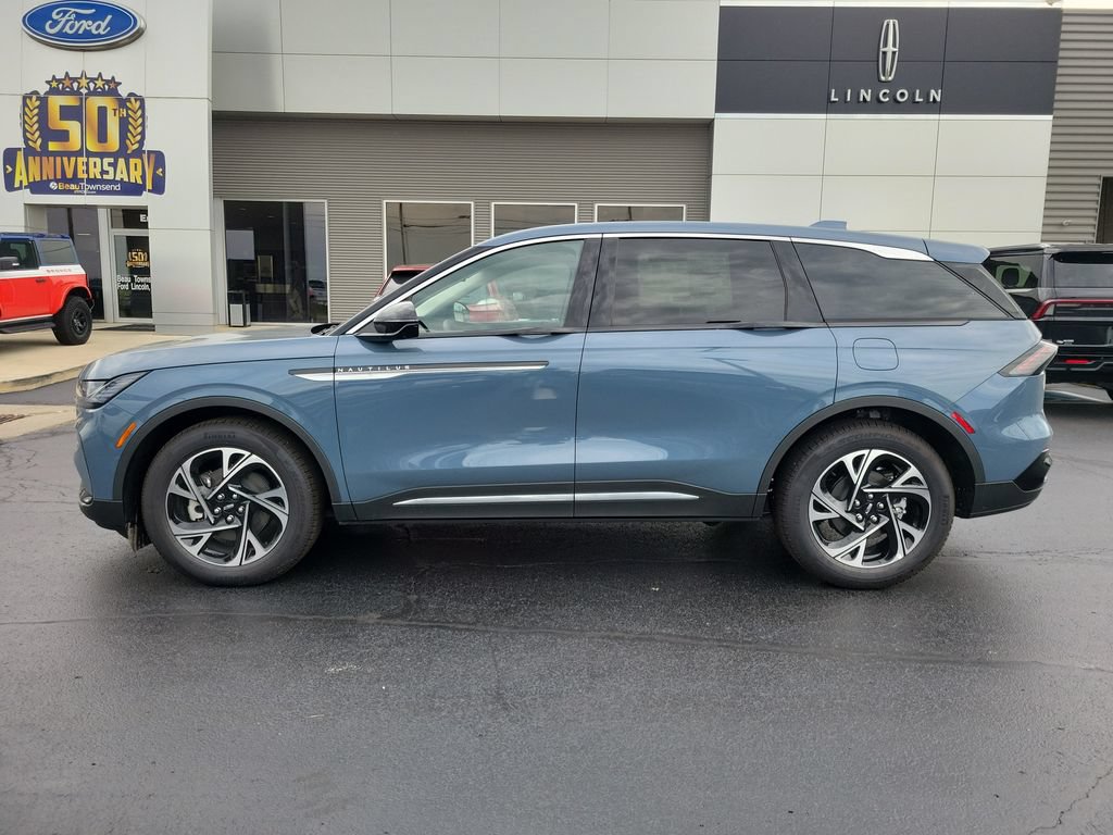 New 2026 Lincoln Nautilus Premier AWD/4WD image 7