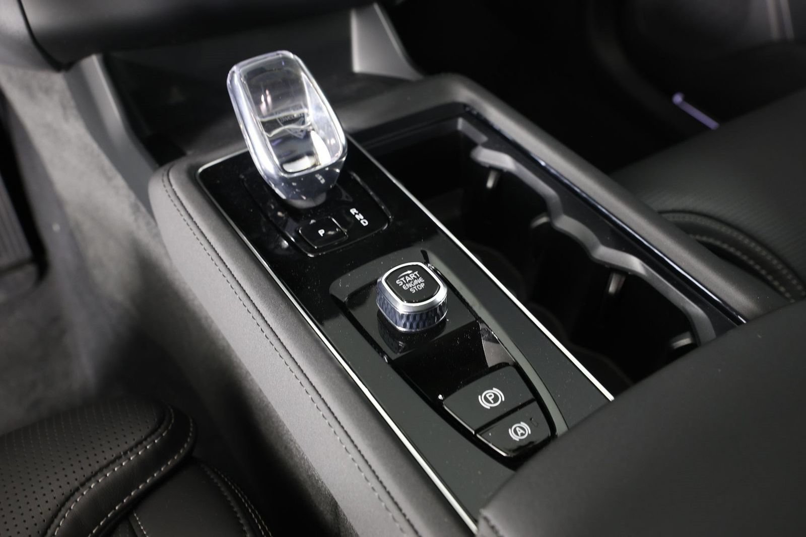 New 2026 Volvo XC90 T8 Ultra AWD/4WD image 7