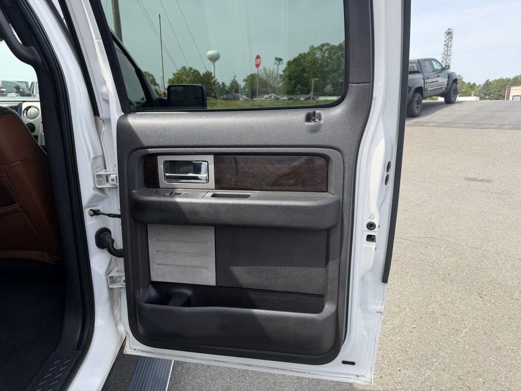 Used 2014 Ford F150 Platinum image 36