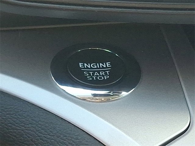 Used 2022 Ford Explorer XLT w/ Class IV Trailer Tow Package image 23