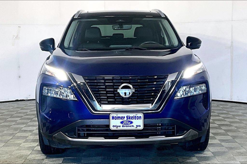 Used 2023 Nissan Rogue SL w/ SL Premium Package FWD image 3