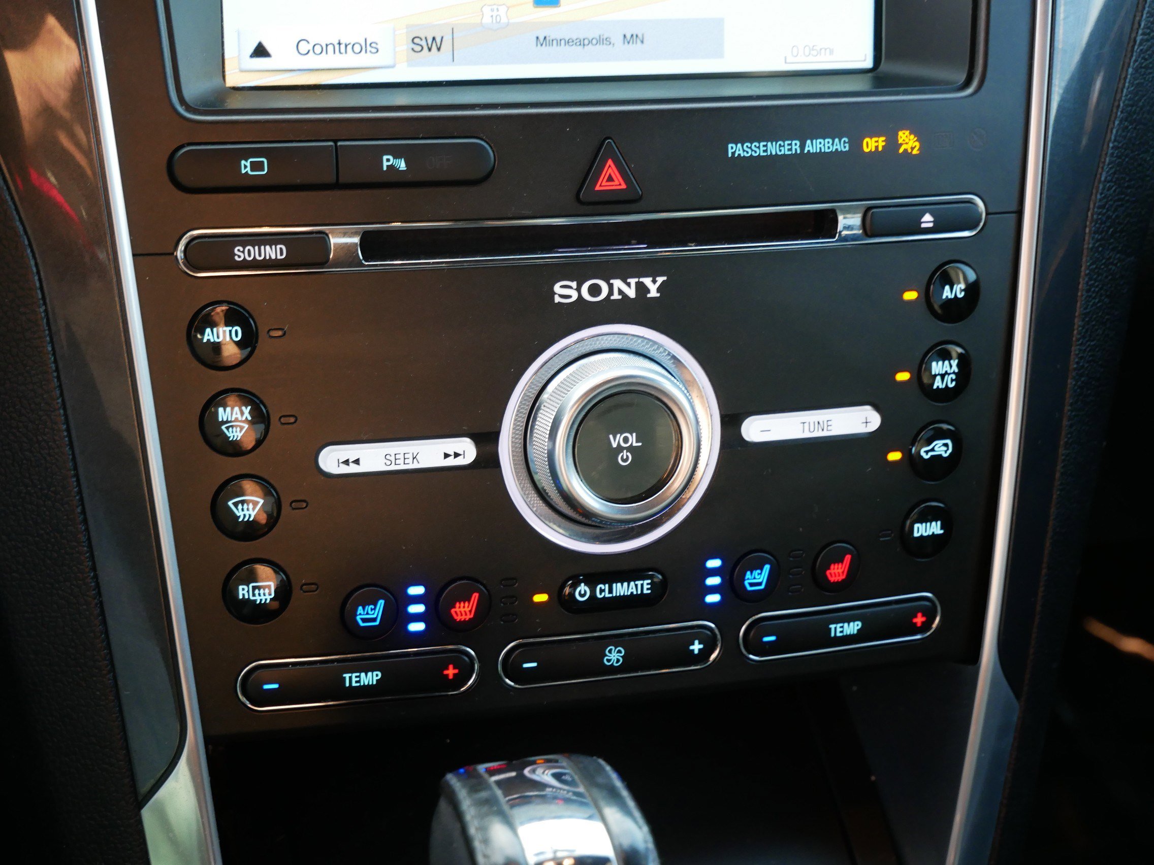 Certified 2017 Ford Explorer Sport w/ Equipment Group 401A image 24