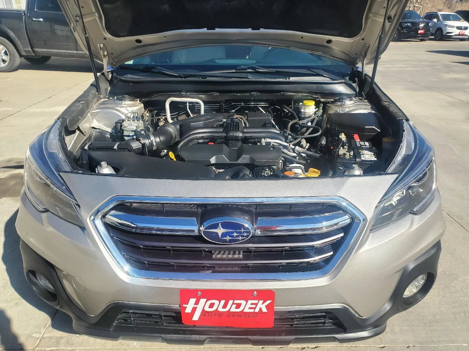 Used 2018 Subaru Outback 2.5i Premium AWD/4WD image 18
