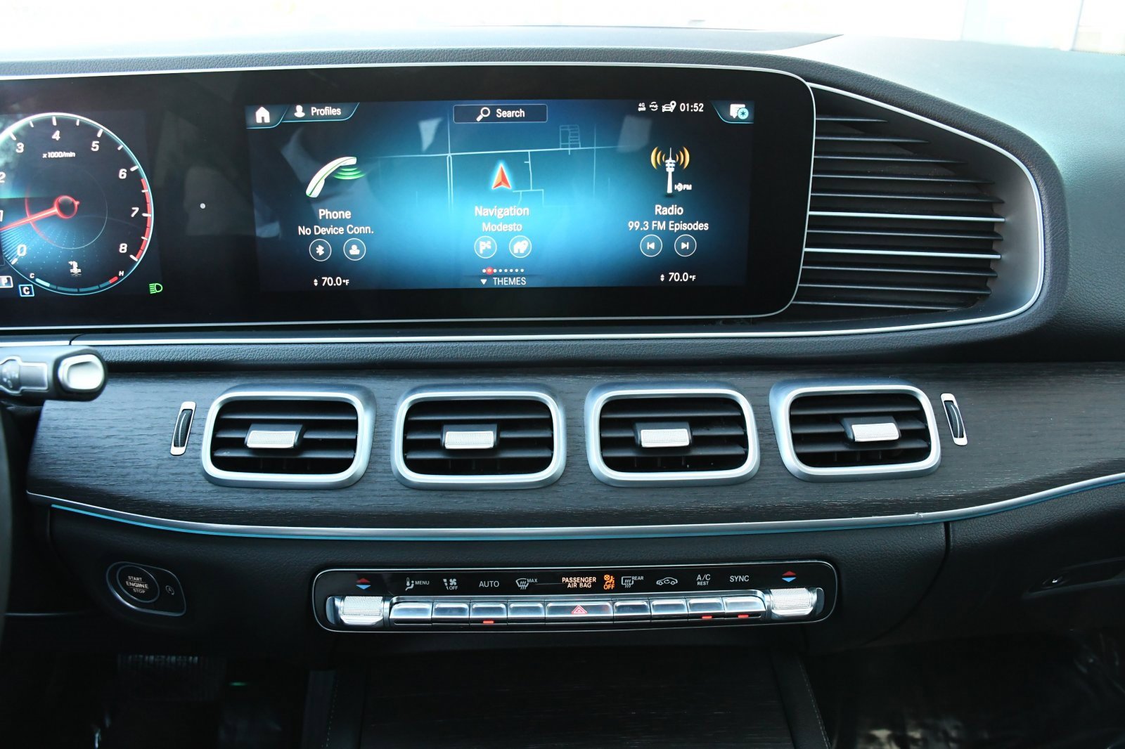 Used 2020 Mercedes-Benz GLE 350 4MATIC w/ 3rd Row Seat Package image 17