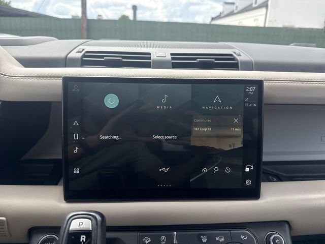 Used 2022 Land Rover Defender 110 X-Dynamic HSE image 16