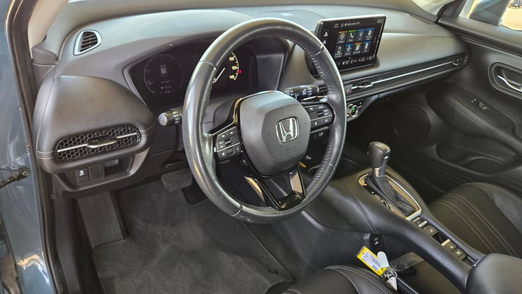 Used 2024 Honda HR-V EX-L image 9