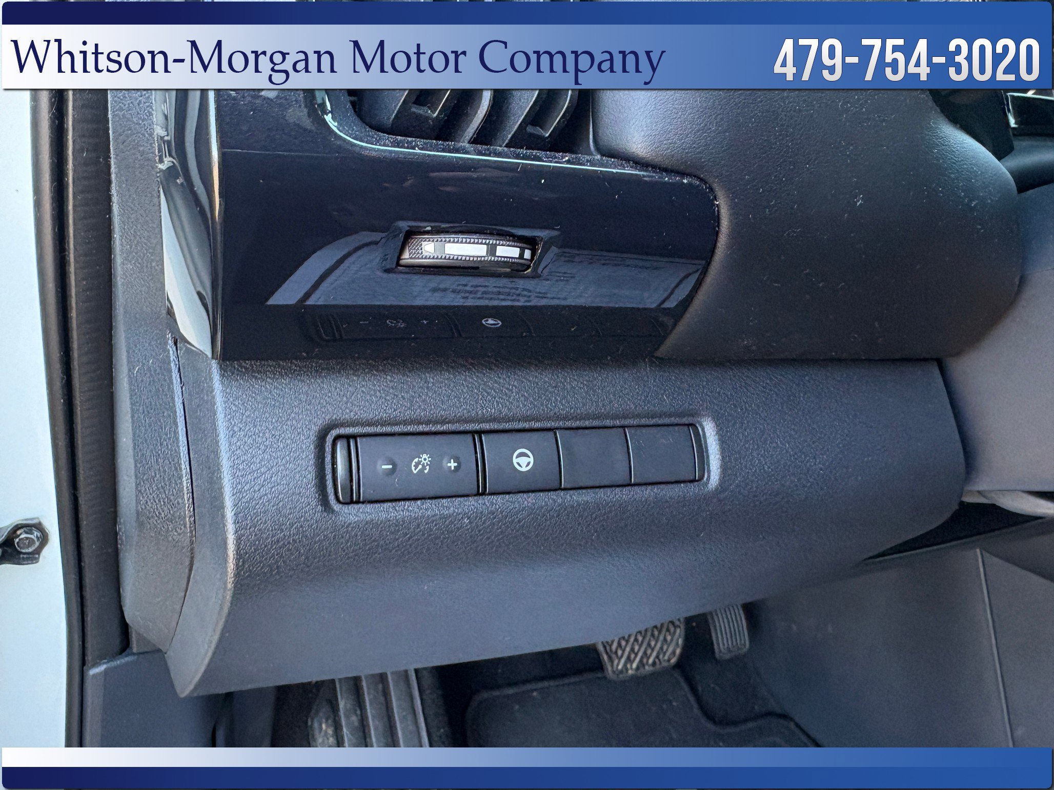 Used 2022 Nissan Pathfinder SV FWD image 17