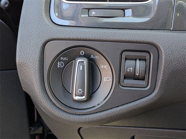 Used 2019 Volkswagen Golf Alltrack S image 15