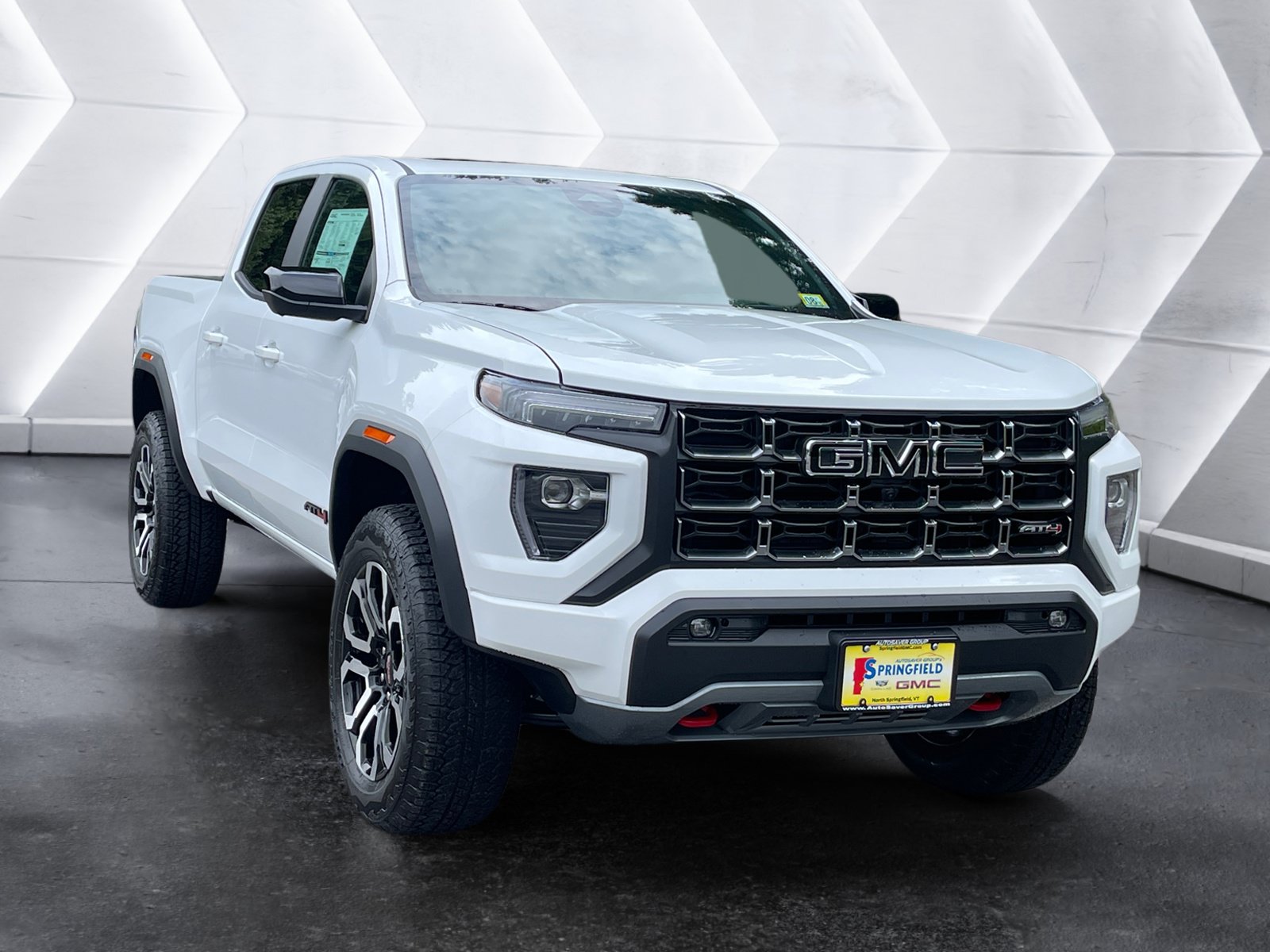 New 2026 GMC Canyon AT4 w/ Technology Plus Package AWD/4WD image 8