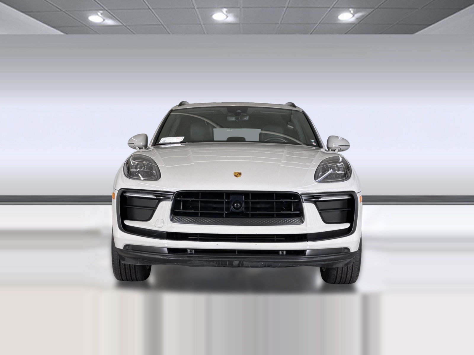 Used 2023 Porsche Macan AWD/4WD image 6