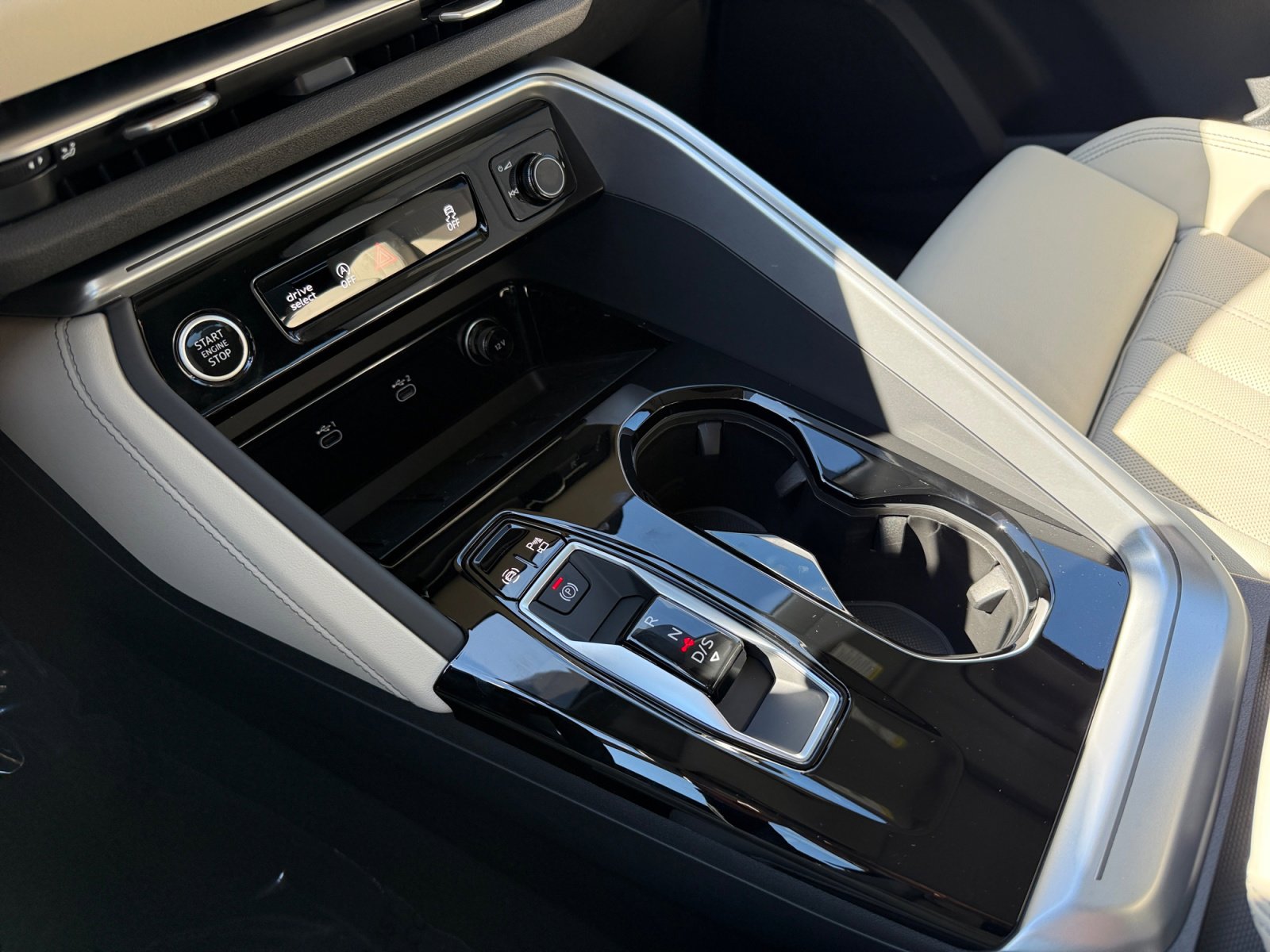 New 2025 Audi Q5 Premium Plus image 13