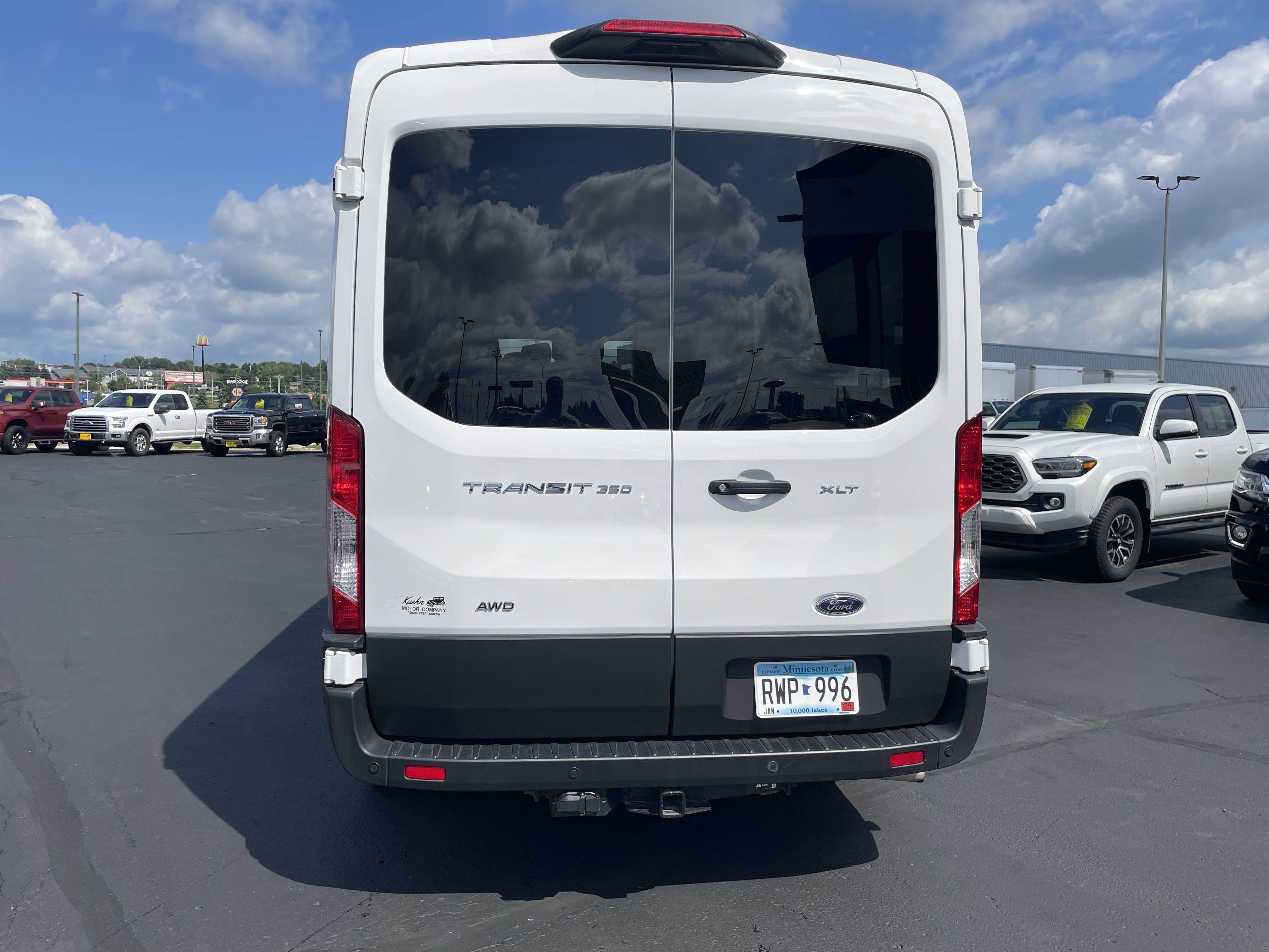 Used 2025 Ford Transit 350 XLT image 4