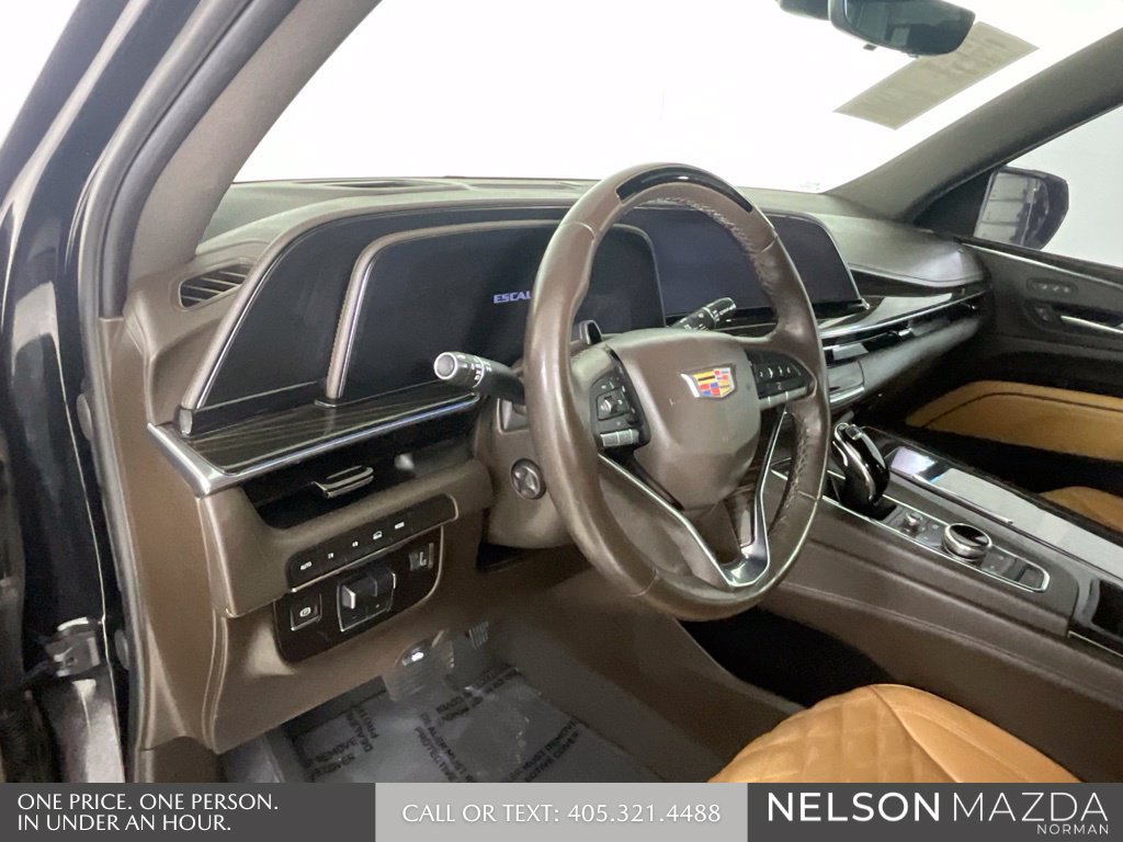 Used 2024 Cadillac Escalade ESV Sport w/ LPO, ONYX Package AWD/4WD image 33