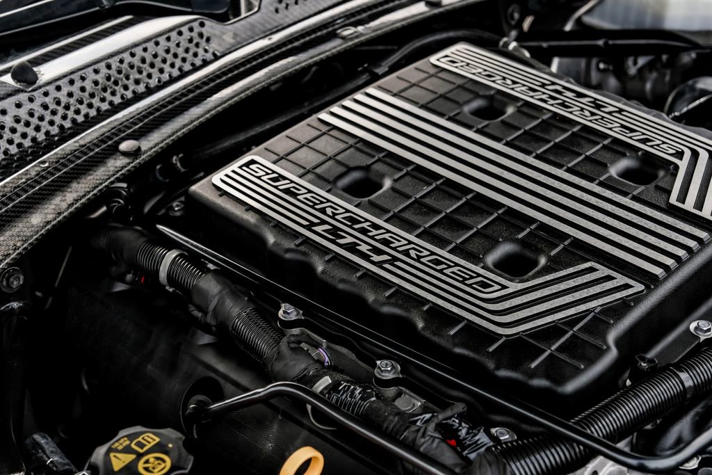 Used 2019 Chevrolet Camaro ZL1 RWD image 55