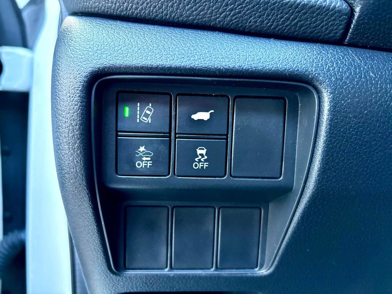 Used 2022 Honda CR-V EX-L image 41