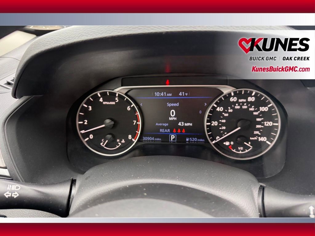 Used 2025 Nissan Altima 2.5 SV FWD image 15
