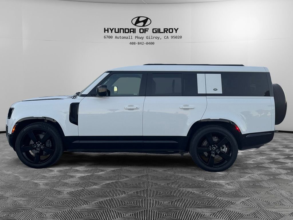 Used 2024 Land Rover Defender 130 X-Dynamic SE image 8