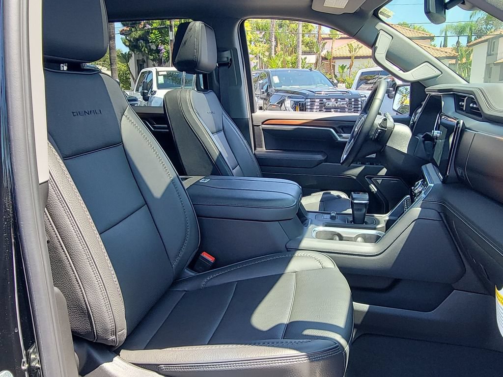 Used 2026 GMC Sierra 1500 Denali AWD/4WD image 29