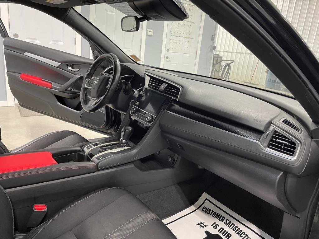Used 2019 Honda Civic Sport image 16